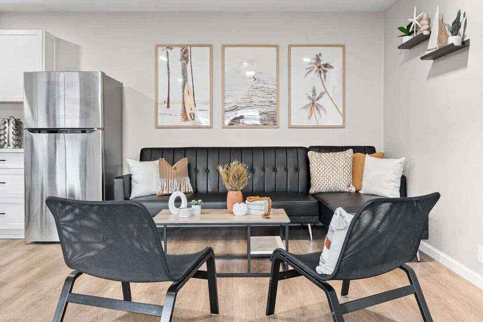 Dining area with modern table and stylish décor