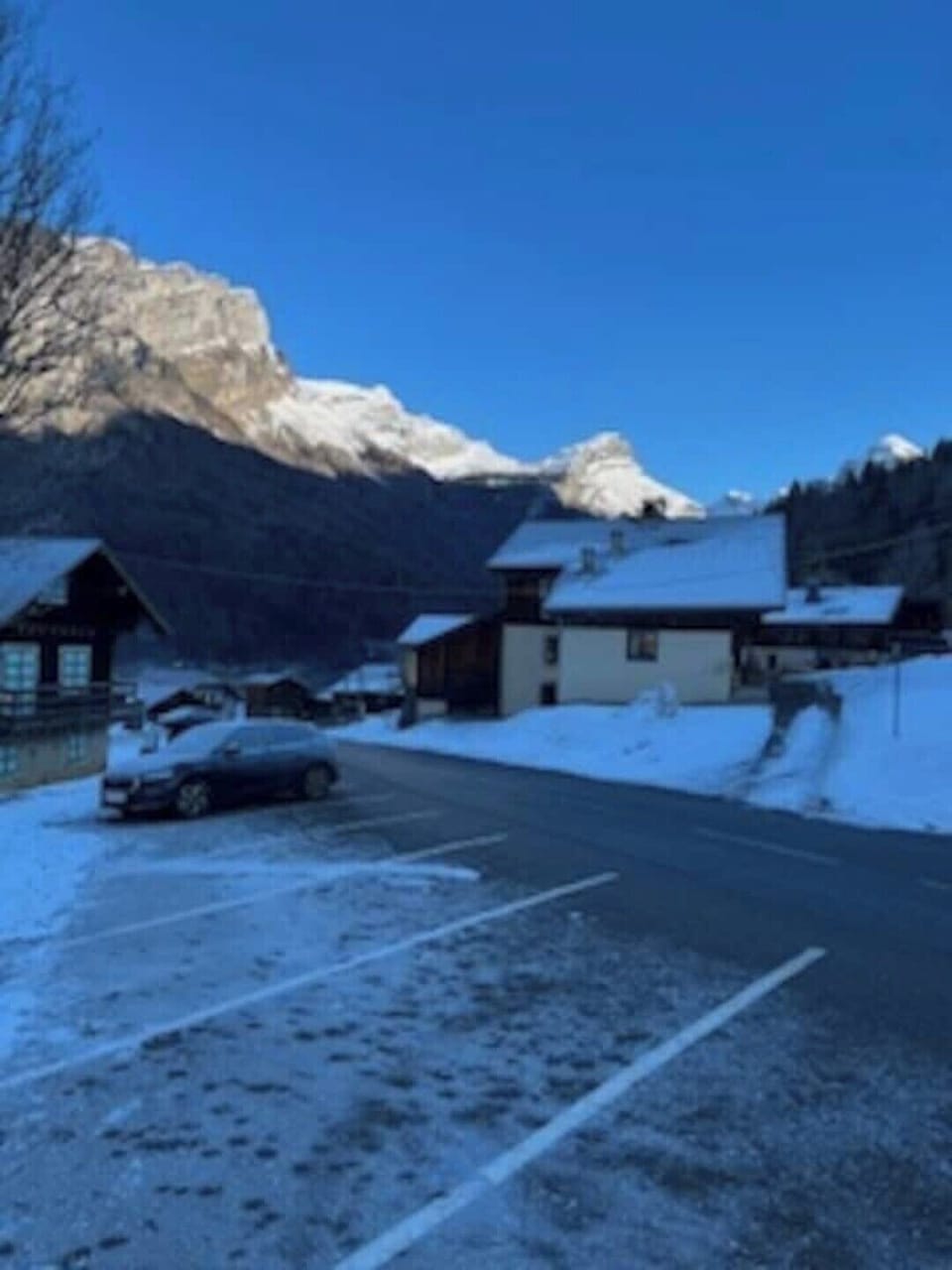 Parking for the chalet