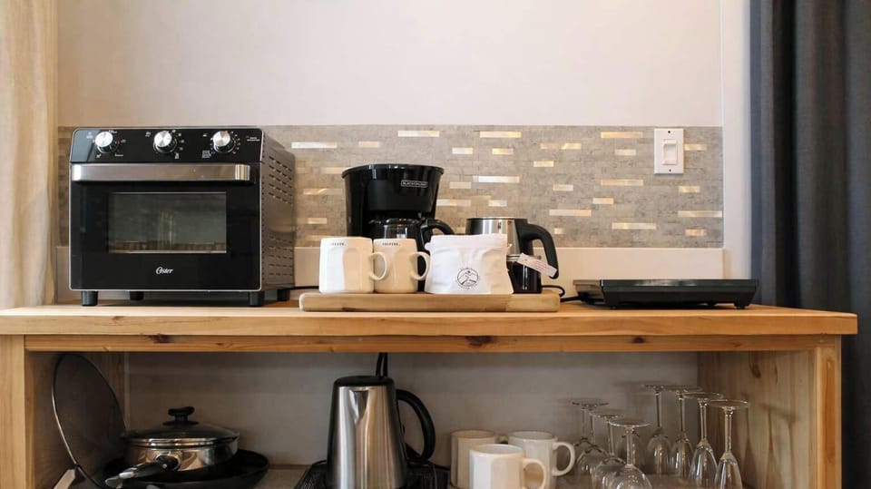 Whip up simple dishes with ease. Your kitchen essentials are all set!