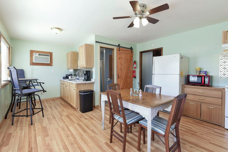 Fully outfitted kitchen