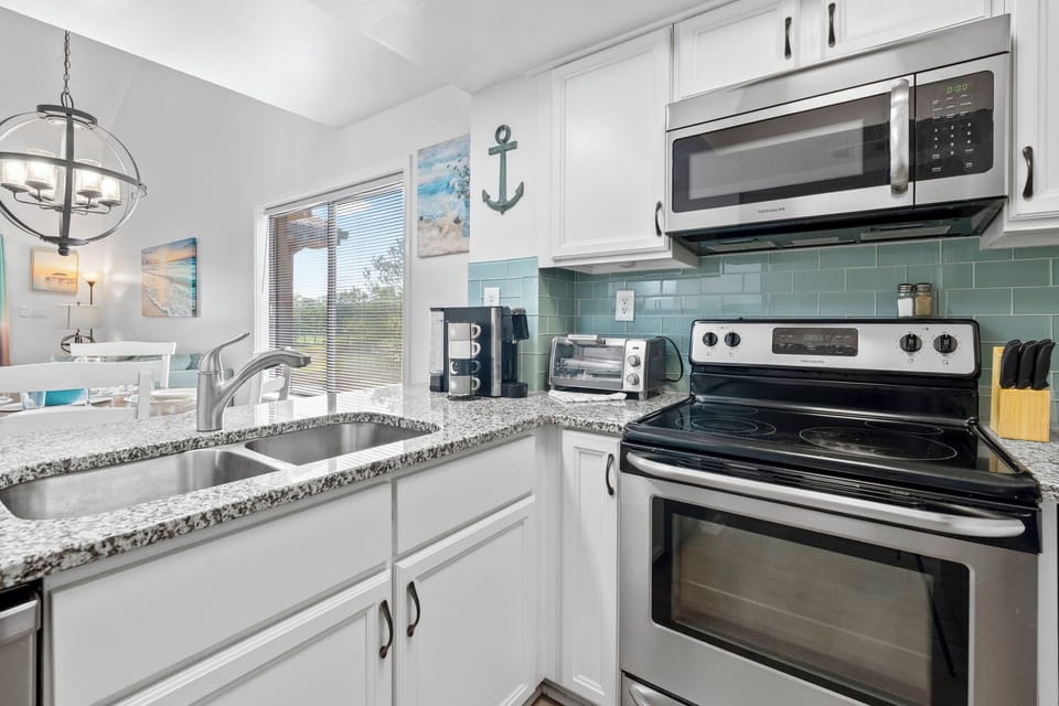 Kitchen (1)