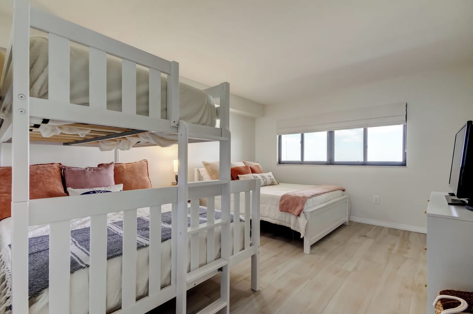 2nd Bedroom With Queen and Bunkbeds 
(Twin and Full)