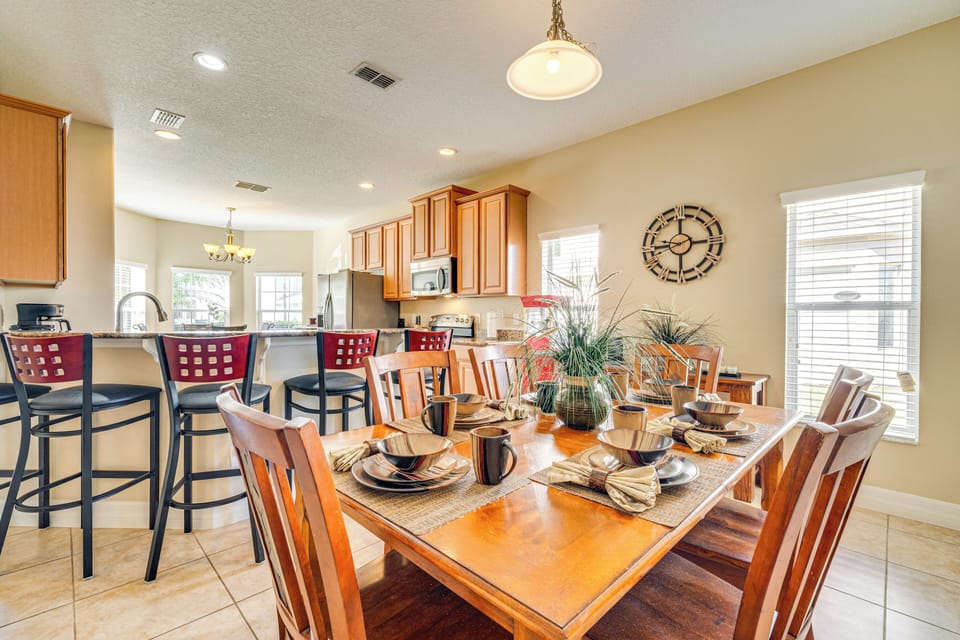 Dining Room | Dishware & Flatware