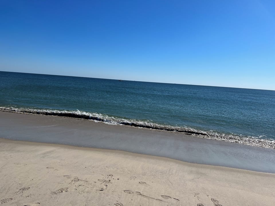 2 blocks to this amazing beach