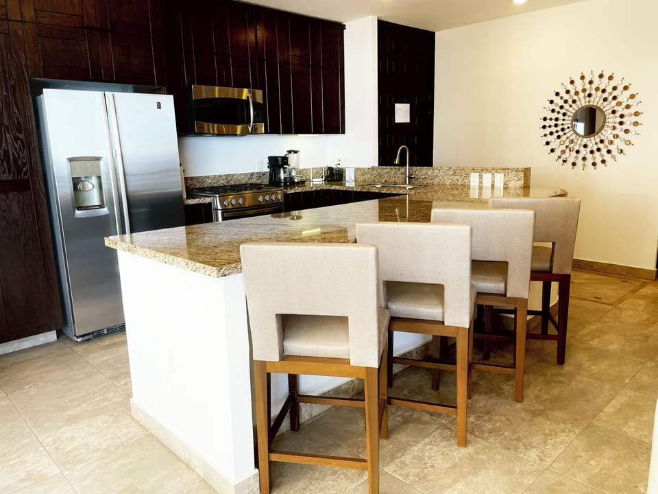 Fully equipped kitchen