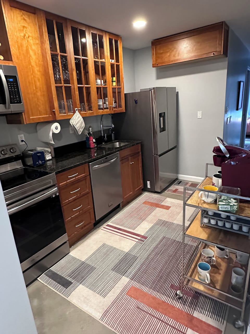 Full sized kitchen appliances