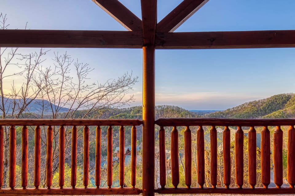 Never-ending views of the Smokies.