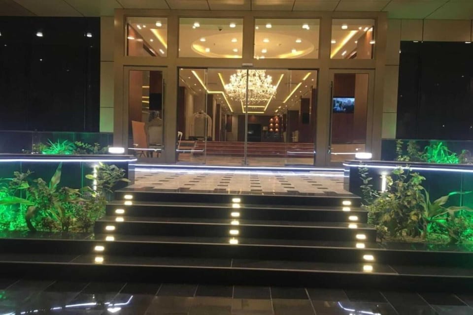 Entrance / Reception