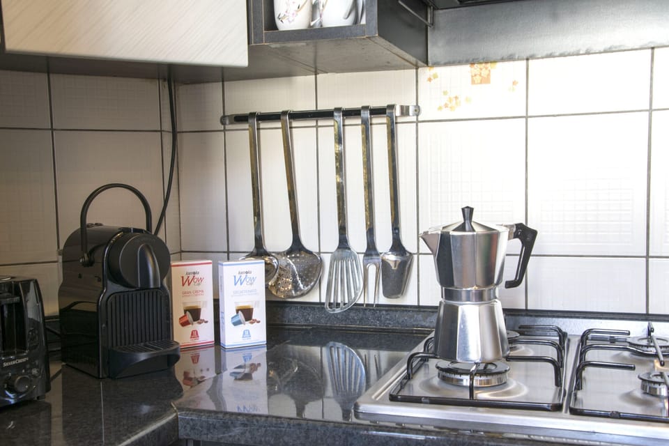Functional and fully equipped kitchen.