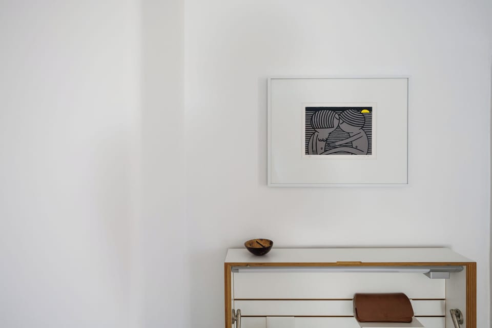 Elegant design. Functional workspace
