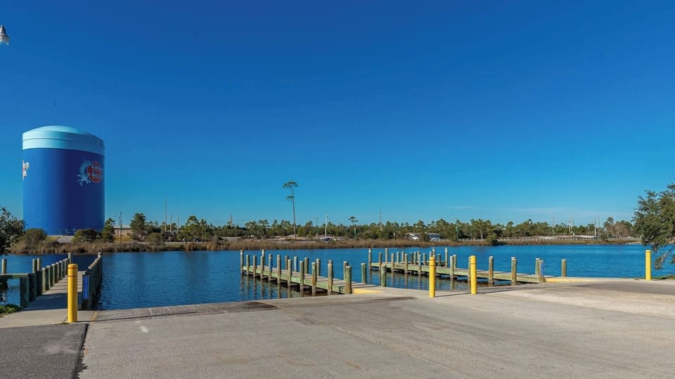 Experience convenient access to docks for a saltwater boating or fishing experience