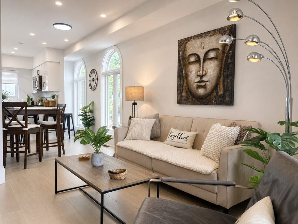 living room couch, small pullout