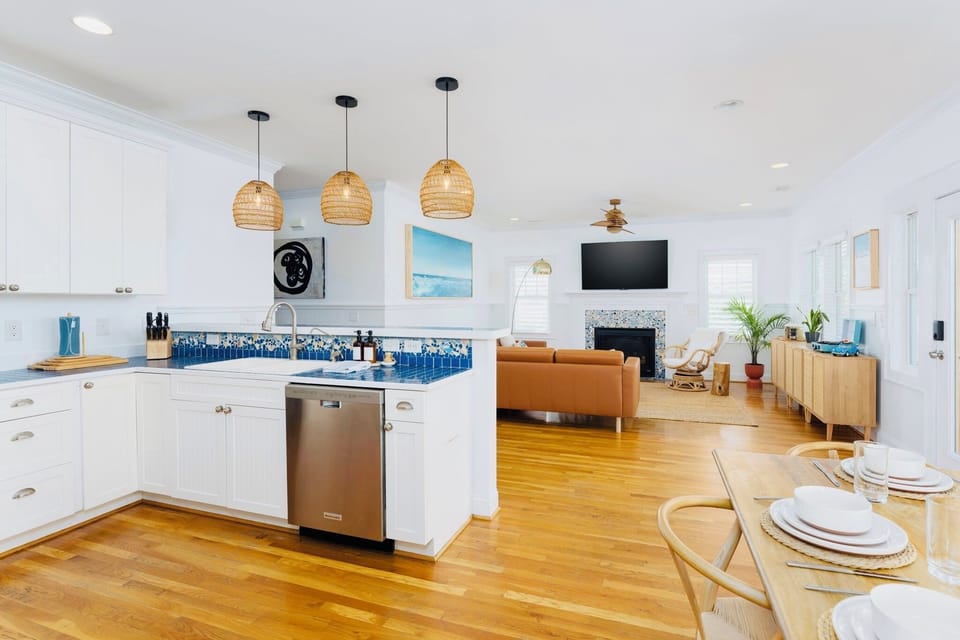 An open living space for togetherness. Hardwood floors throughout.
