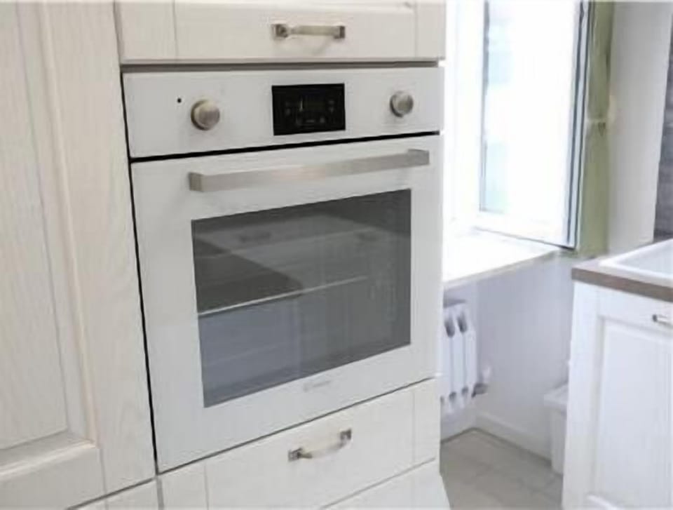Oven