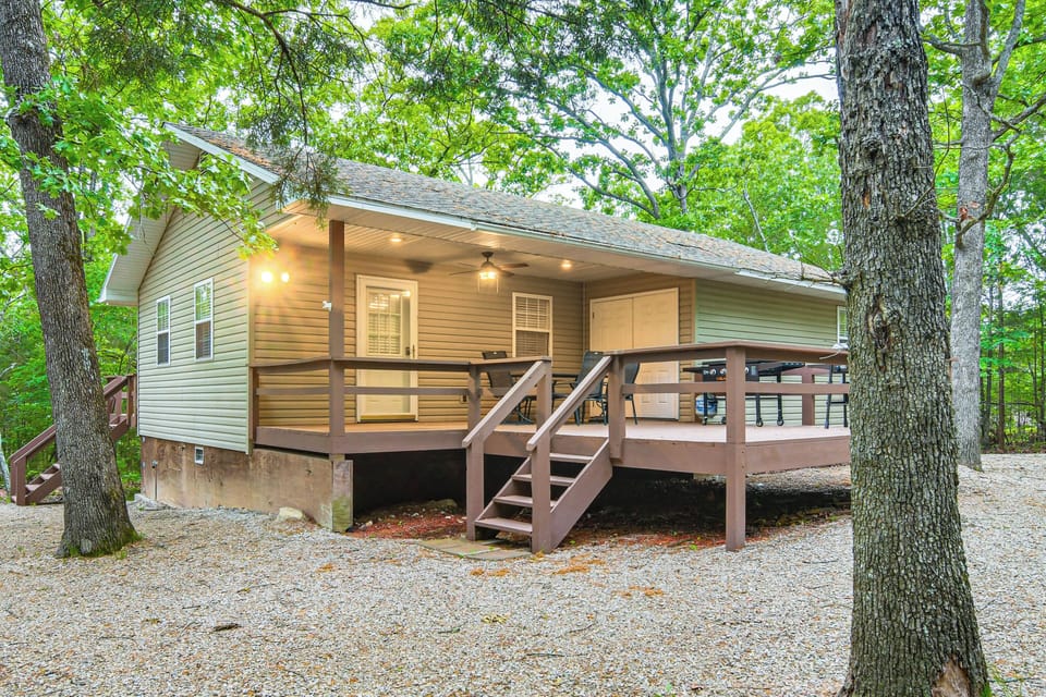 Kimberling City Vacation Rental | 2BR | 1BA | 4 Steps to Enter | 1,022 Sq Ft