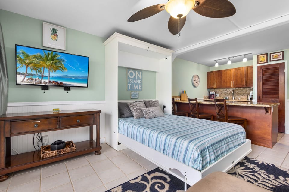 Pullout bed