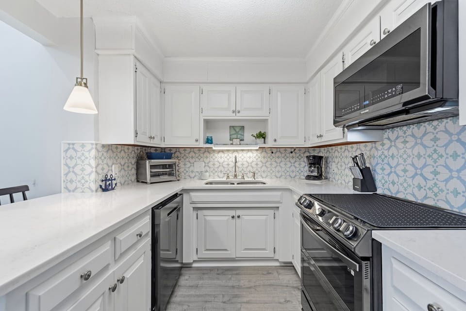 A fresh, modern kitchen designed to make every meal feel effortless. Fully equipped with everything needed for meals at home