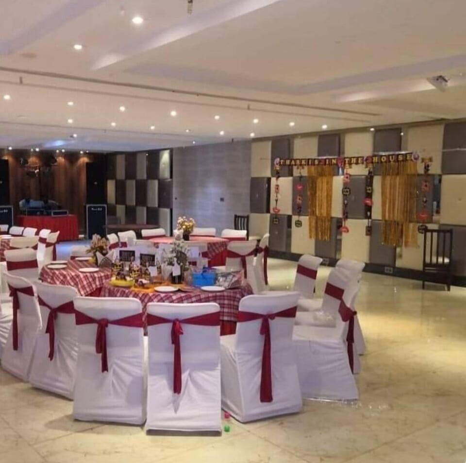 Banquet hall