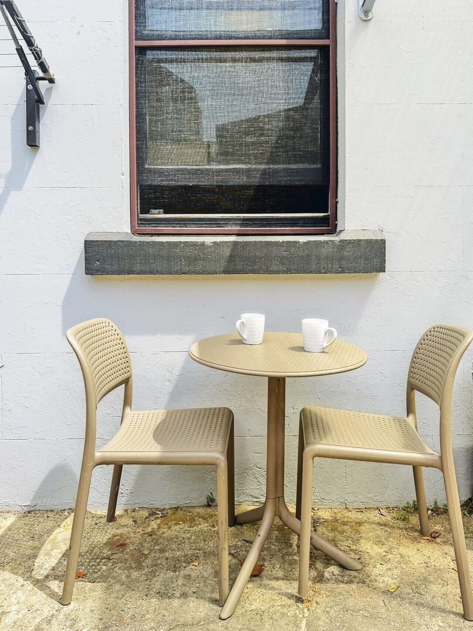 outdoor table