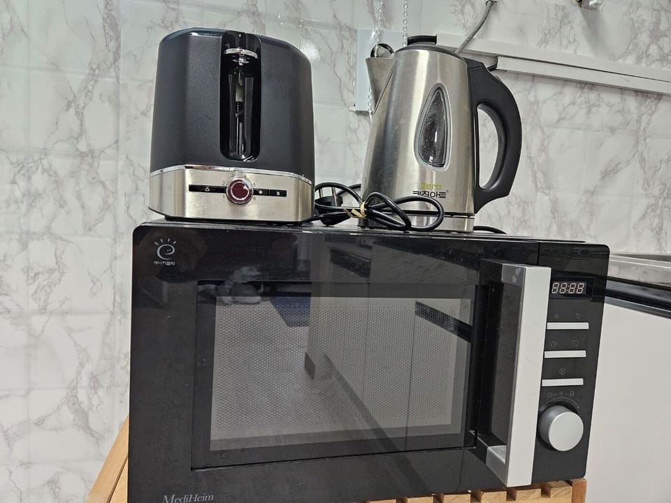 Microwave