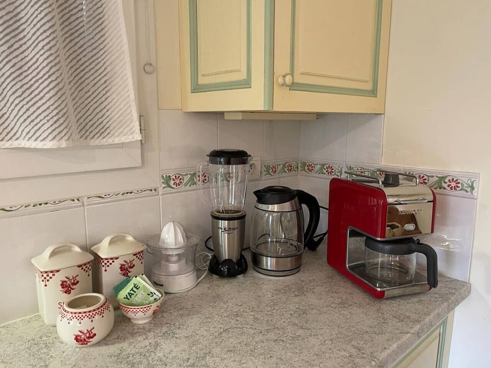 kitchen, kettle, coffee machine