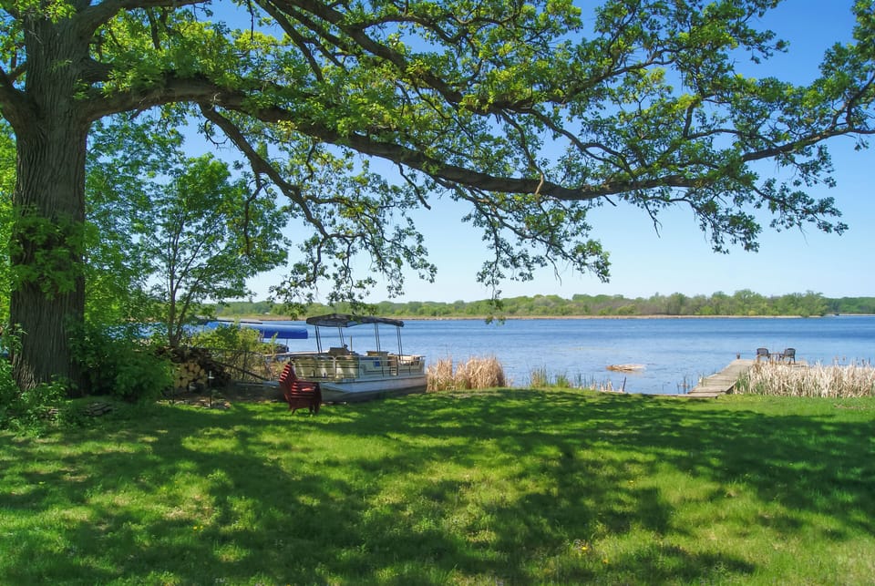 Maple Grove Vacation Rental | 4BR | 2BA | 1 Step Required | 3,000 Sq Ft