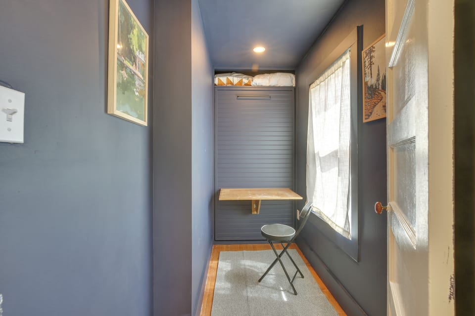 Bonus Room | Twin Murphy Bed | 2nd Level