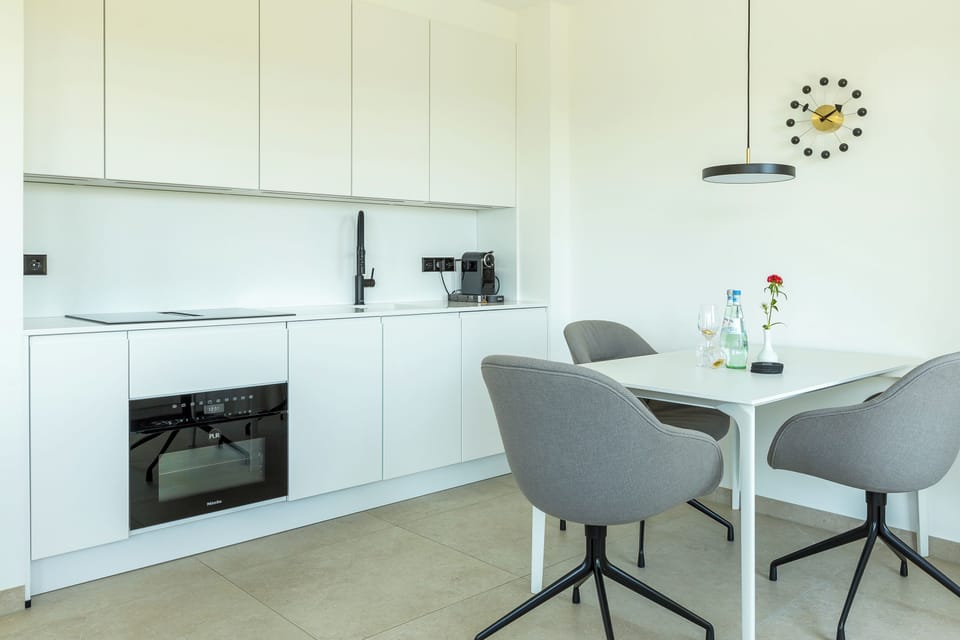 Modern Kitchen with Dining Table and Chairs