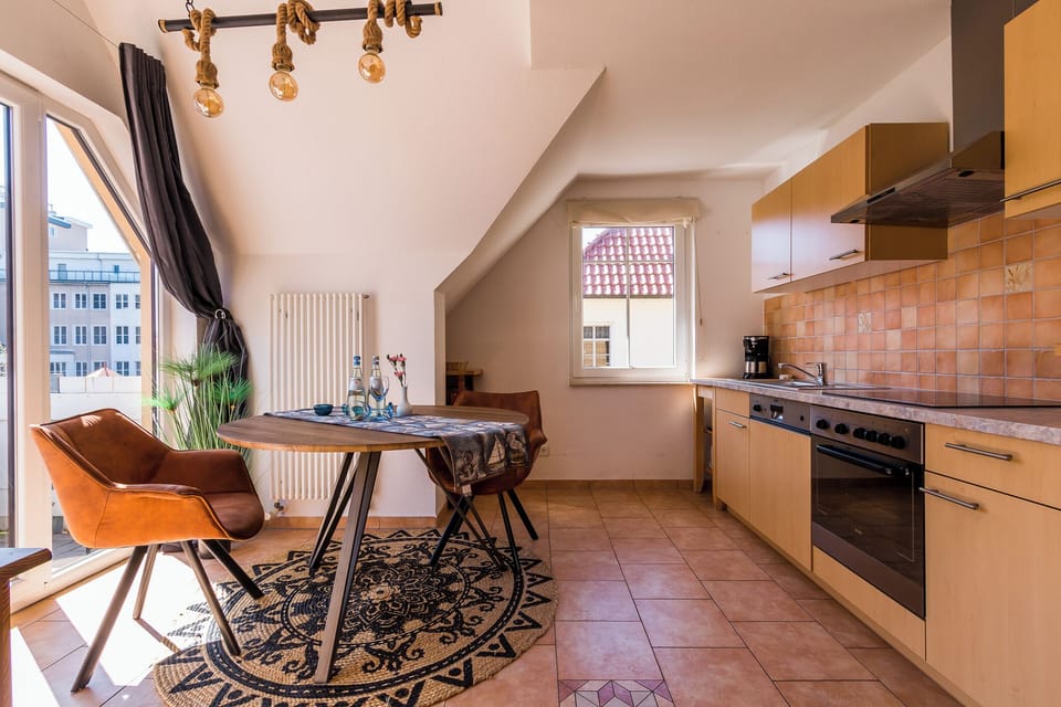 Modern Kitchen with Dining Table and Chairs