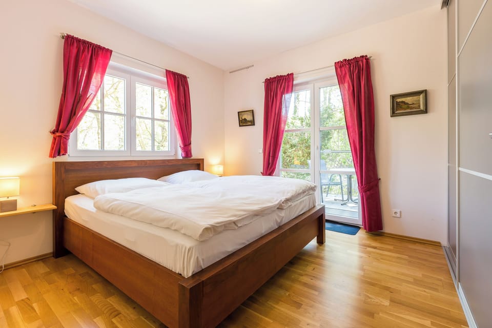 Bedroom with Double Bed and Terrace Access