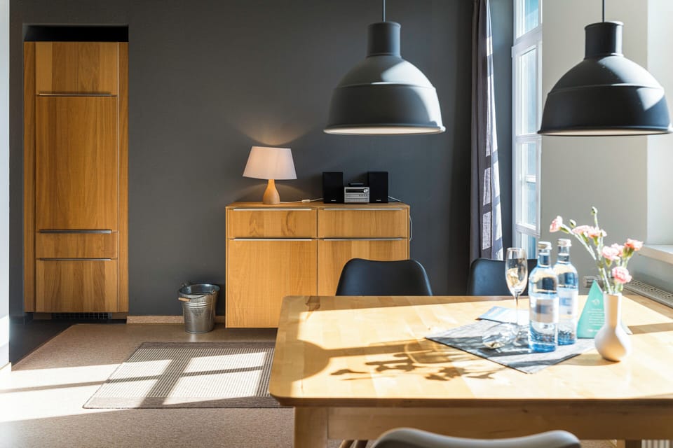 Modern Kitchen with Table and Chairs