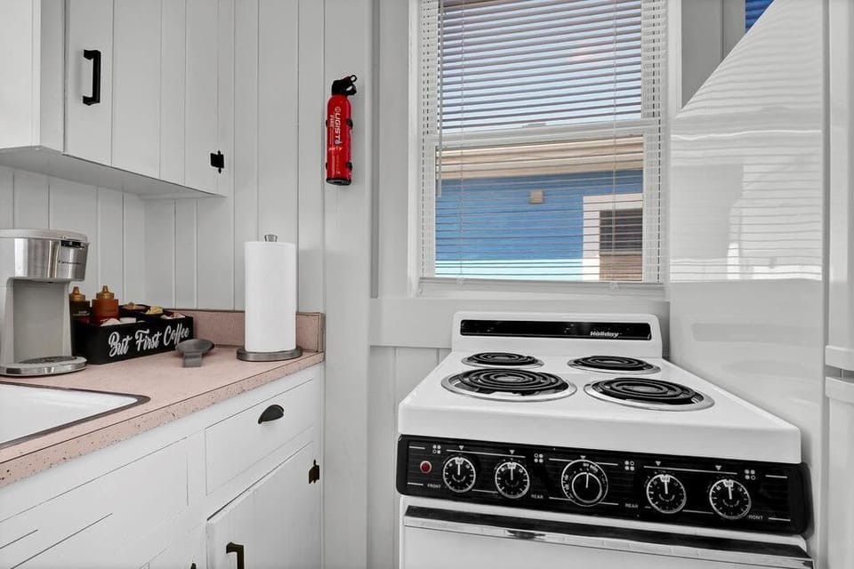 Kitchen II