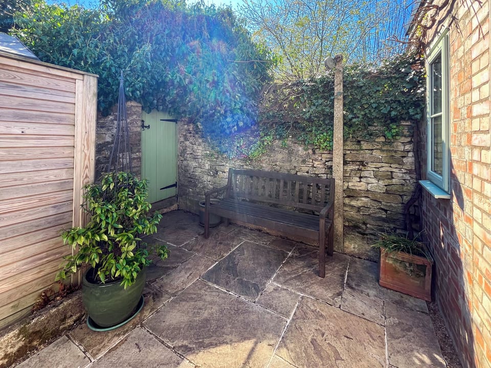 Outdoor | Swift Nest Cottage, Easton On The Hill, near Stamford