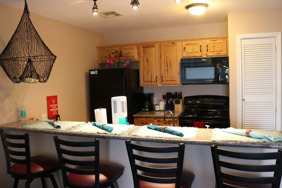 Who needs to go out to eat when you can dine in instead?