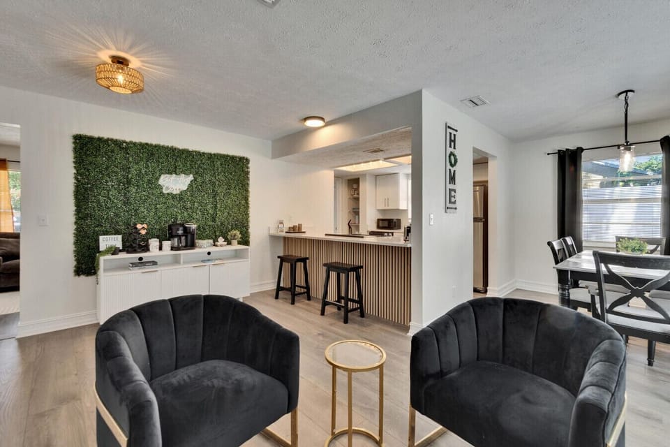 Modern Seating Just Steps from the Coffee Bar