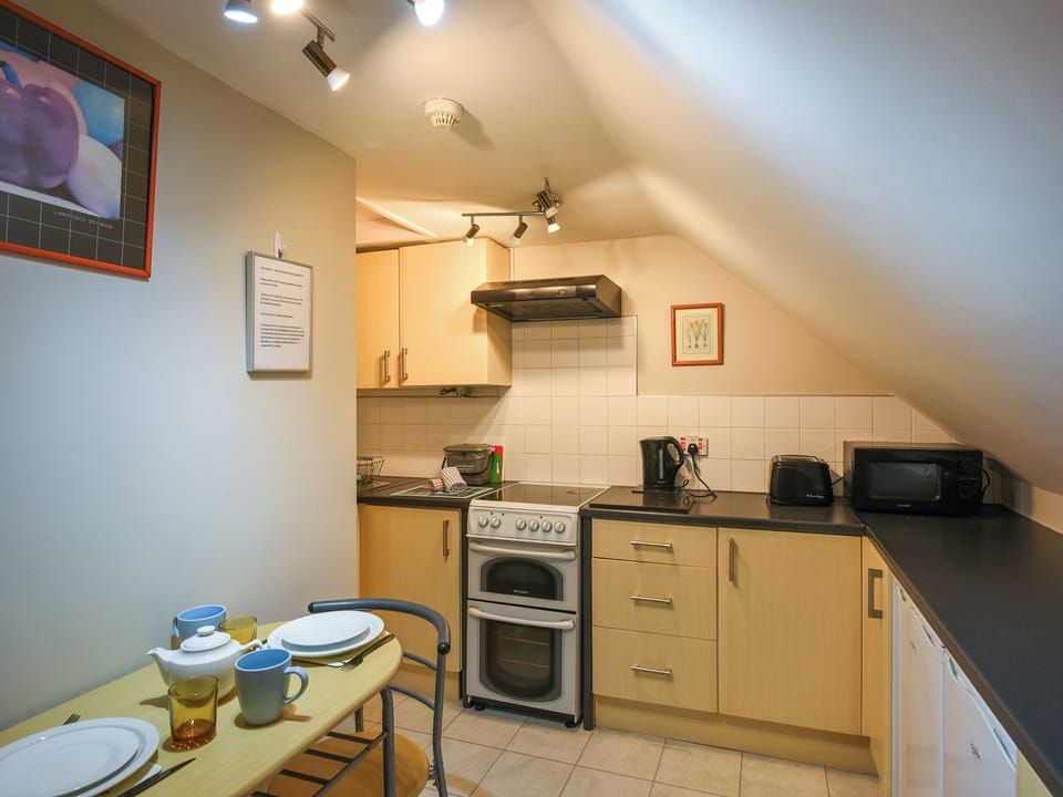 Kitchen | The Garden Lodge Flat - Llanteglos Estate, LLanteg, near Narbeth