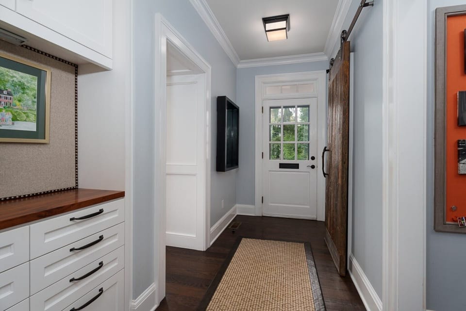 Mudroom Side Entry