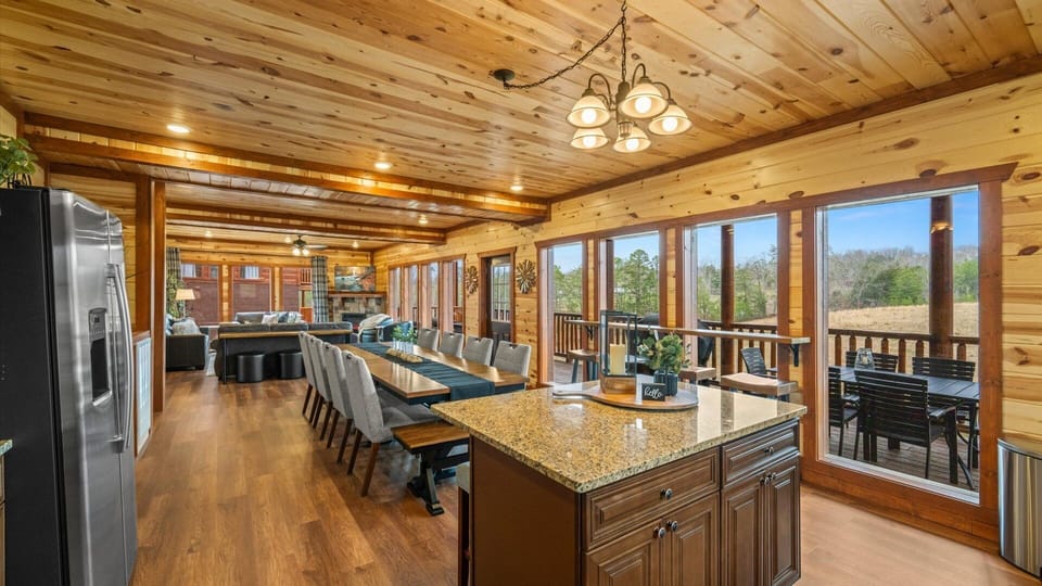 Open-concept kitchen and dining with prime views!