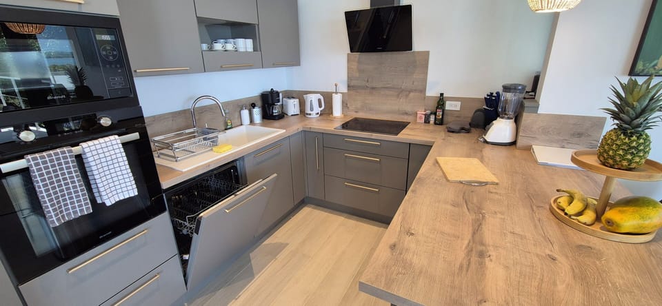 Fully equipped kitchen with