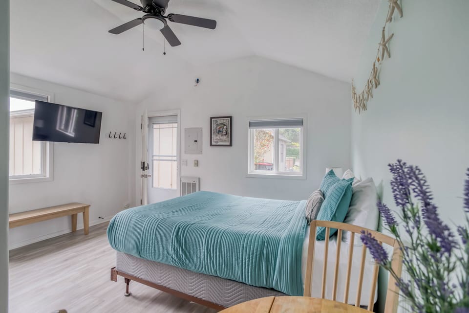 Comfortable space with TV