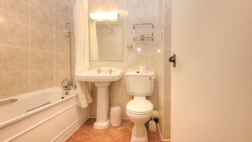Refresh with a bright, spotless bath and shower combo.