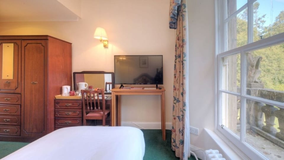 Settle in with handy wardrobe storage and peaceful daylight.