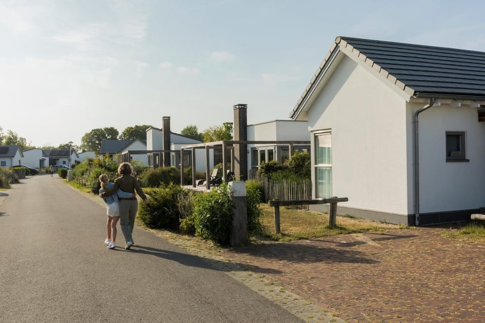 Immediate Surroundings [summer] (<1 km)