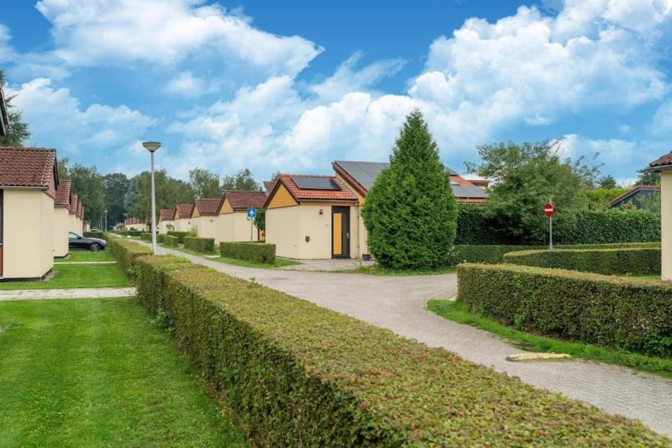 Immediate Surroundings [summer] (<1 km)