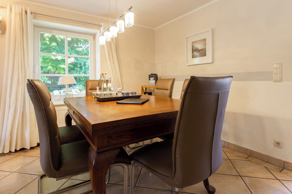 Modern Kitchen with Dining Area