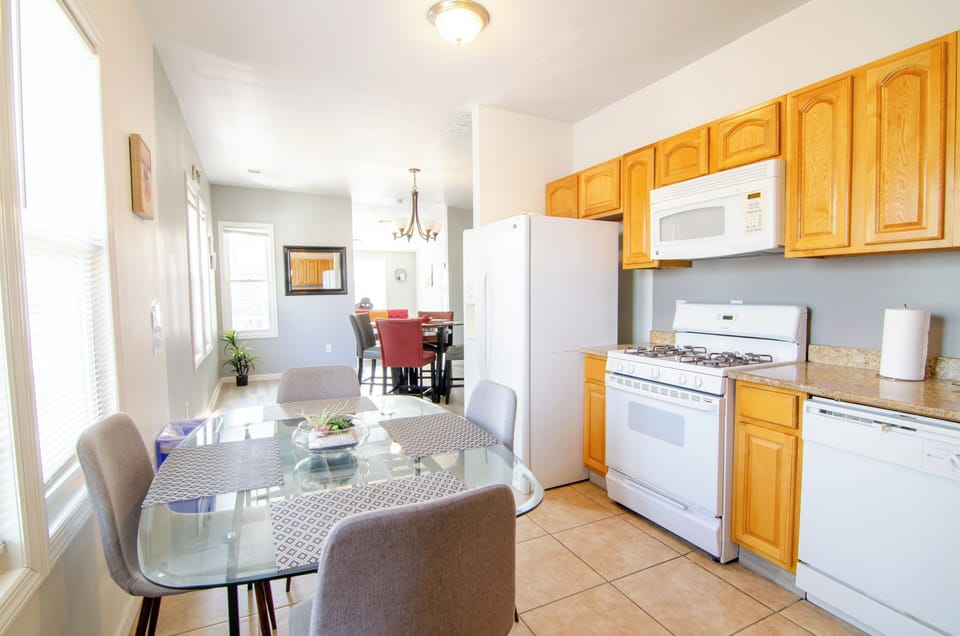 Modern dining area next to the kitchen