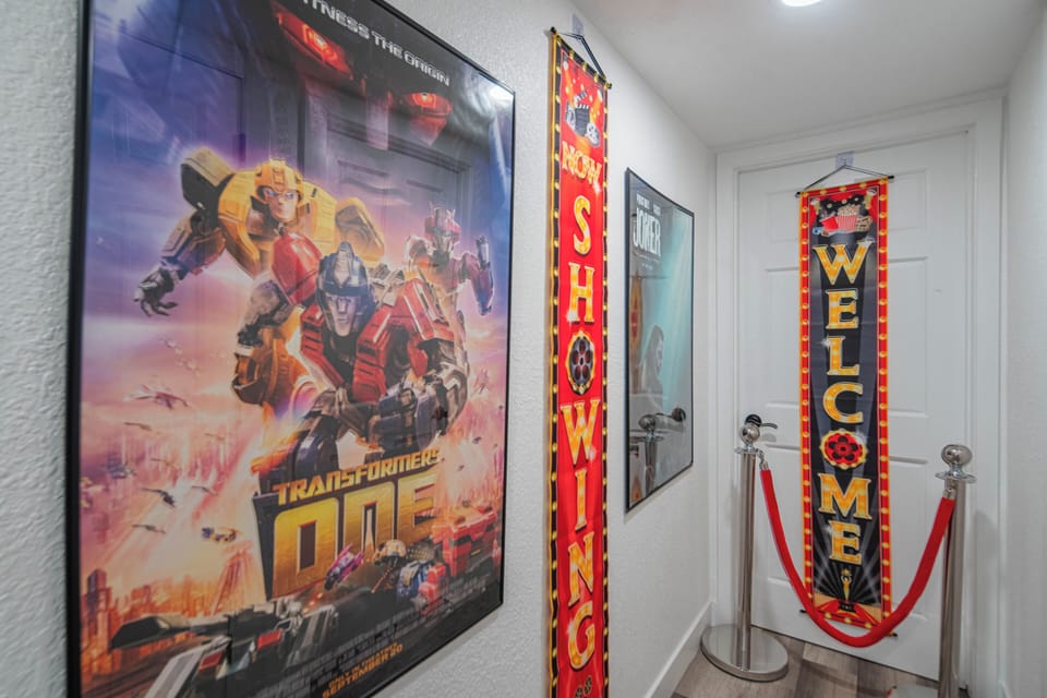 Hollywood Vibes  – A movie-lover’s paradise