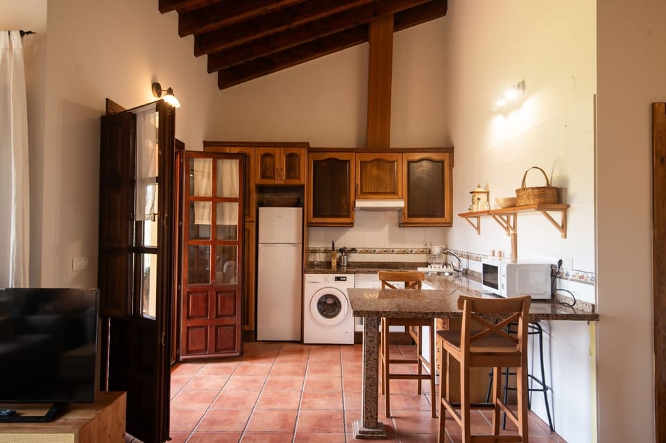 Kitchen or kitchenette,Floor plan,Garden view