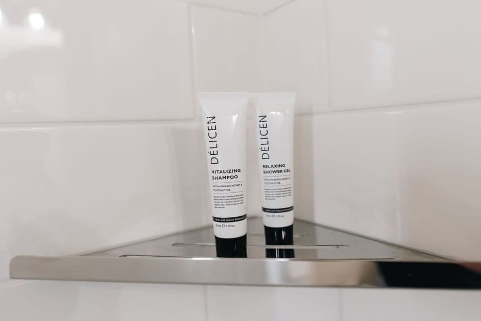 Premium shower essentials to elevate your stay 🧴🛁