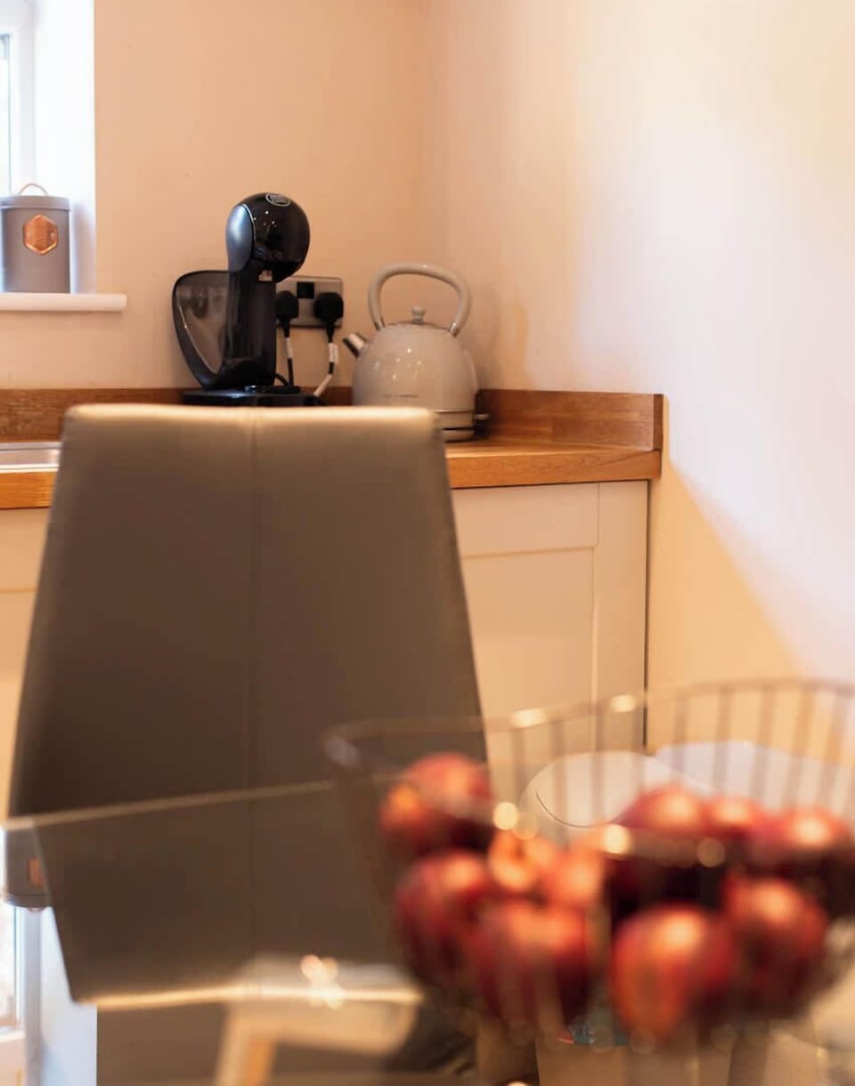 Coffee pod machine readily available and a kettle for your teatime.